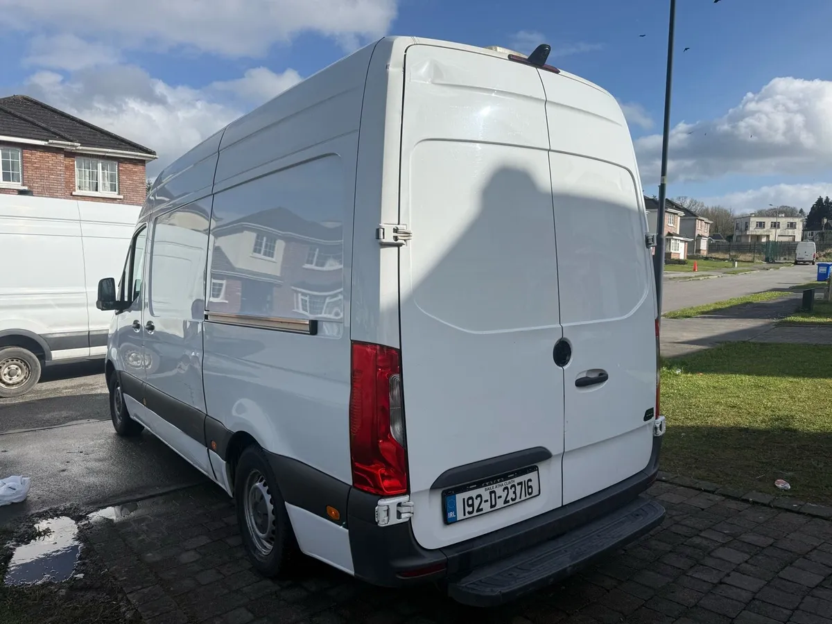 Mercedes Sprinter - Image 3