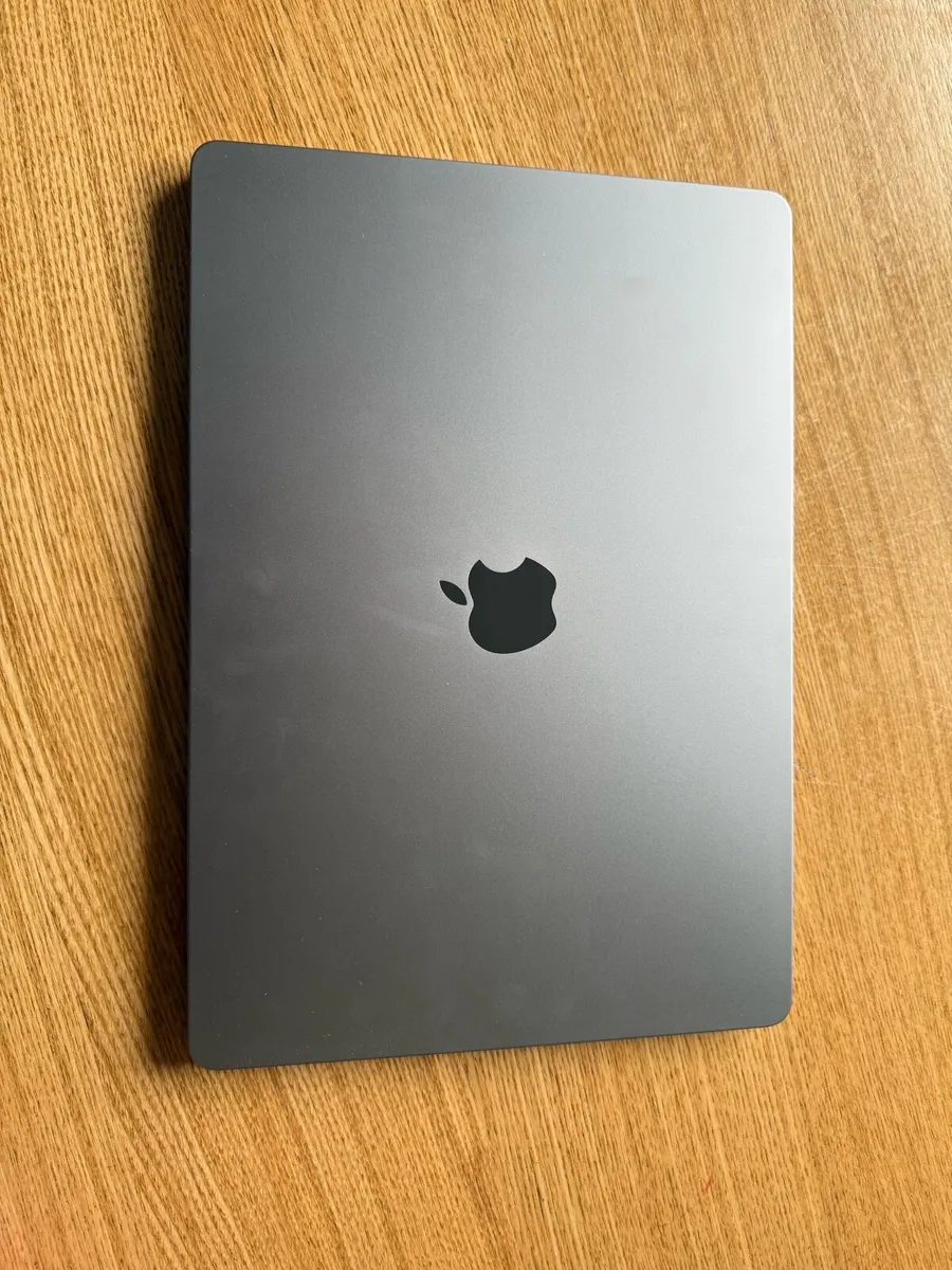 Apple Mac book air M2 ( 2023 ) - Image 4