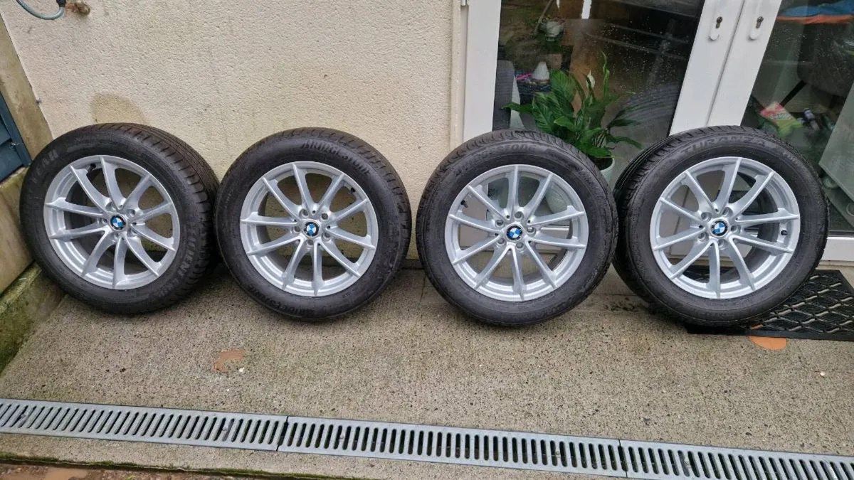 17 inch BMW ALLOYS with Tyres - Image 1