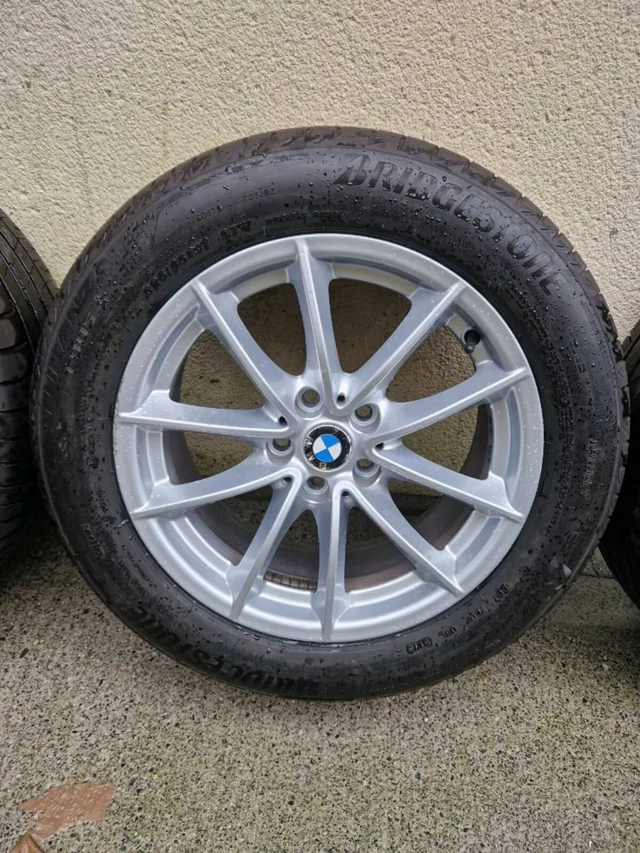 17 inch BMW ALLOYS with Tyres - Image 4