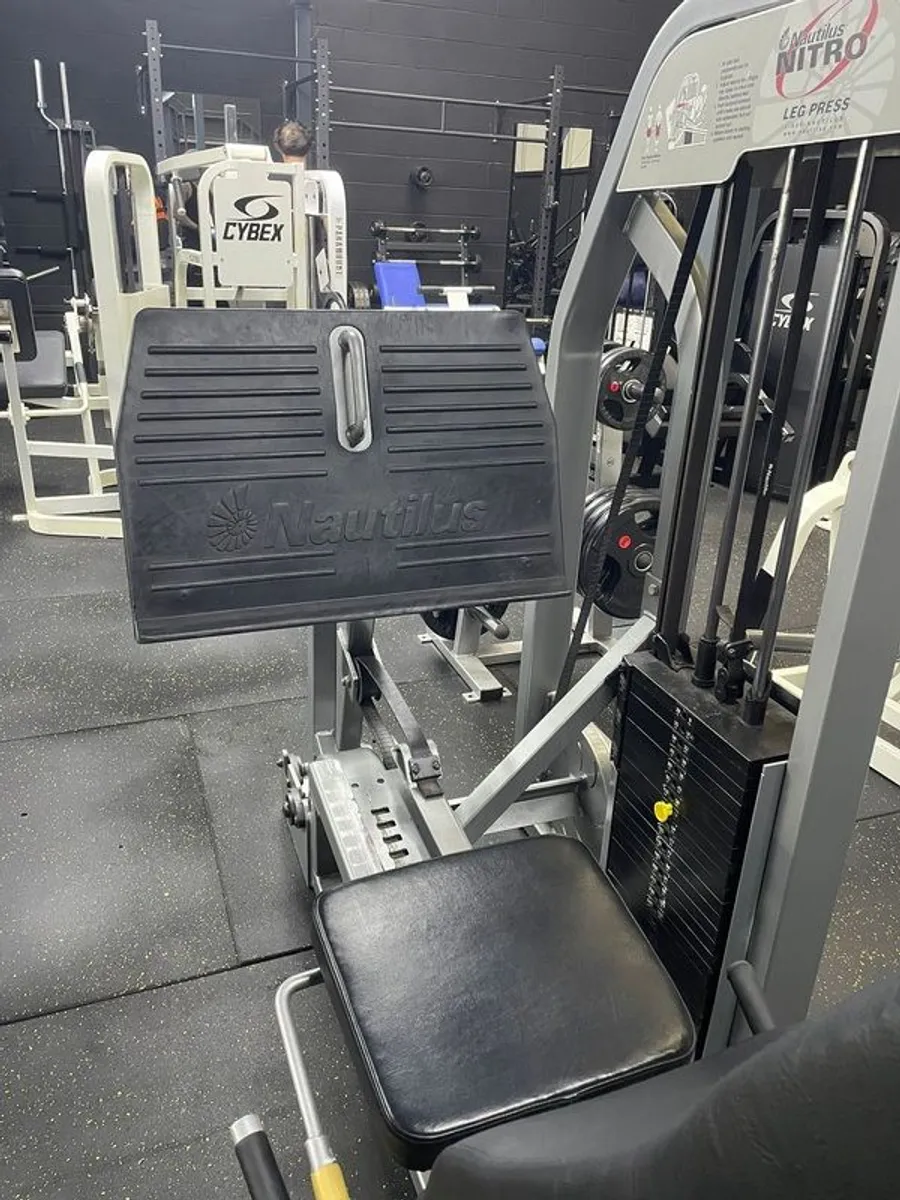Nautilus Nitro Leg Press - Image 3