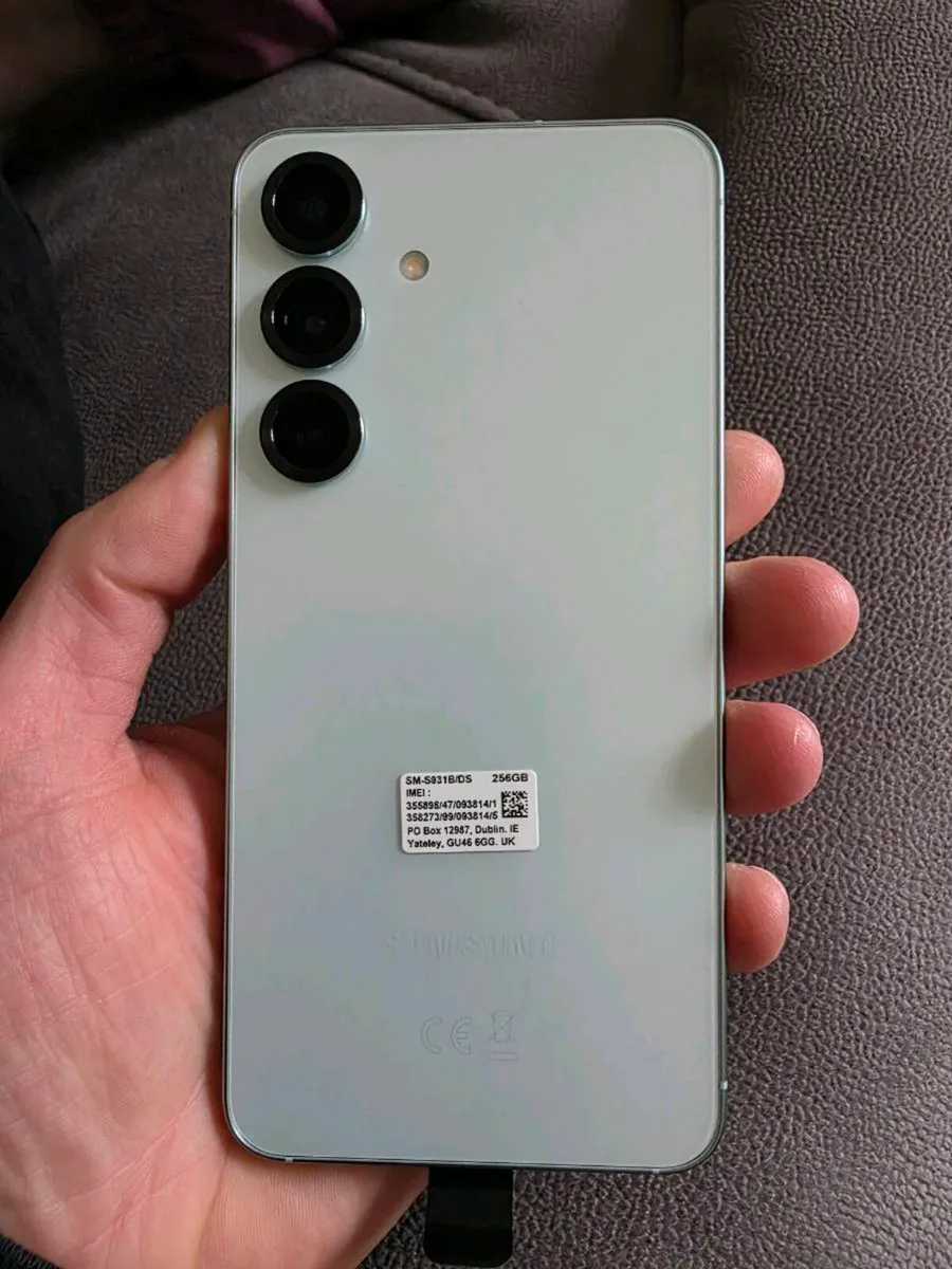 Samsung Galaxy s25 - Image 1