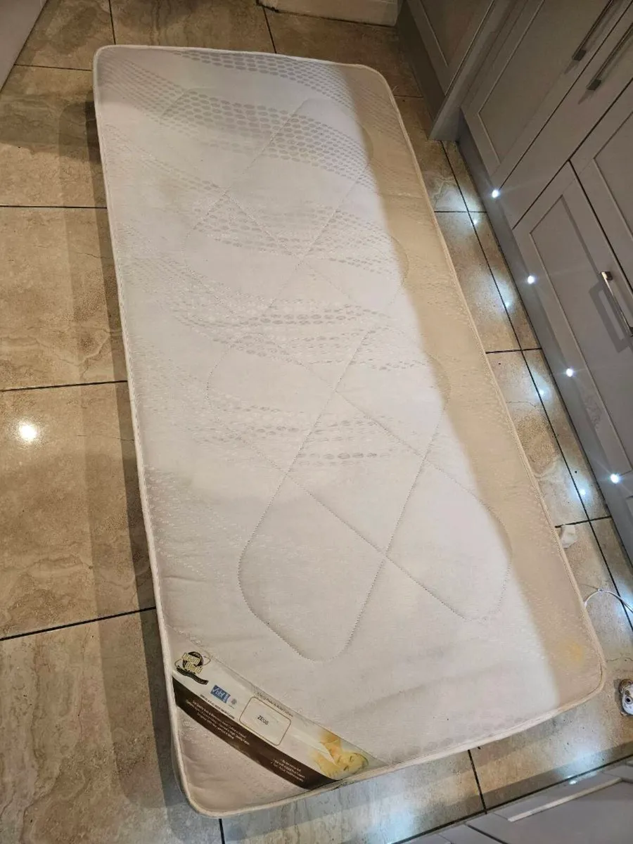 Dreamworld Zeus Single Mattress - Image 1