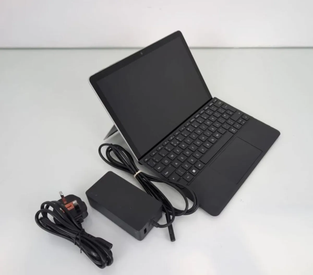 Microsoft Surface Go 2 Tablet Keyboard 4GB 64GB SS - Image 1