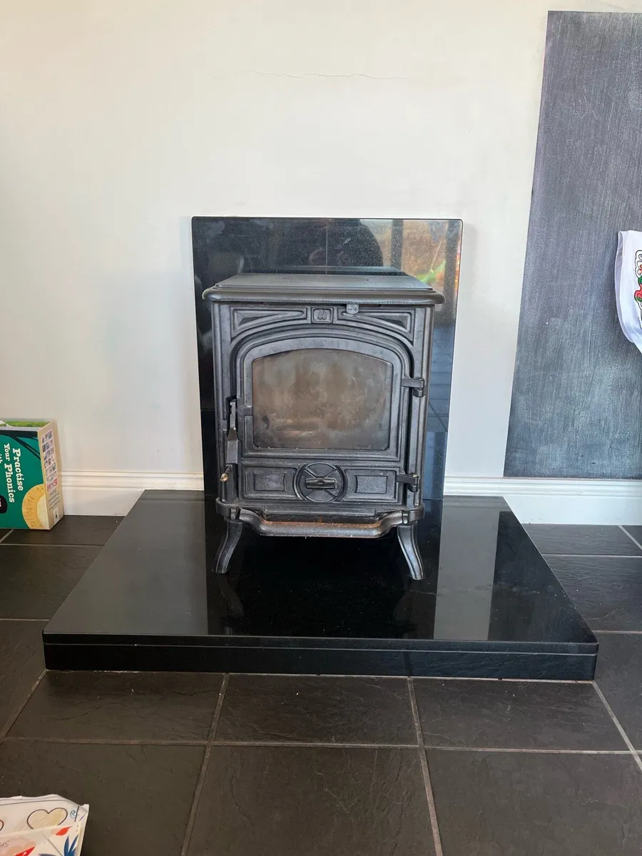 Franco Belge stove - Image 1