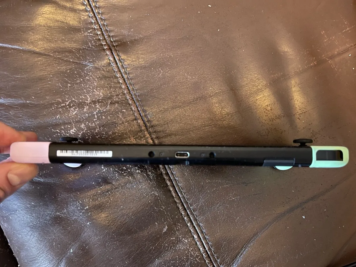 Nintendo Switch – Excellent Condition – 128 GB SD - Image 4