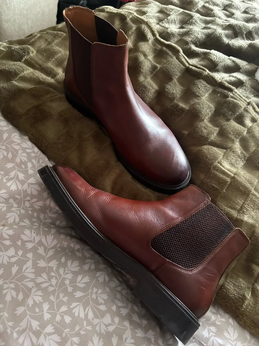 Kurt Geiger boots - Image 1