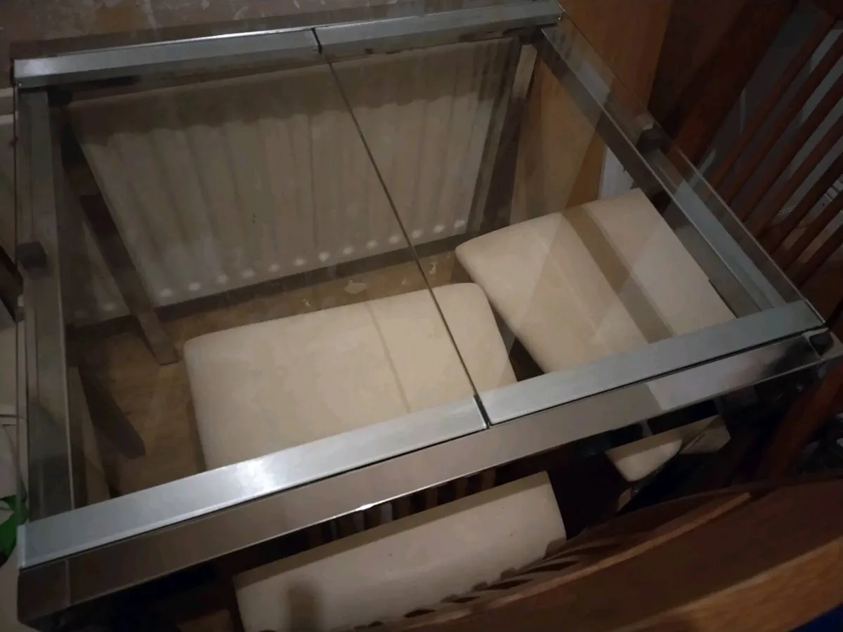 Table- Chrome/Glass- Extendable