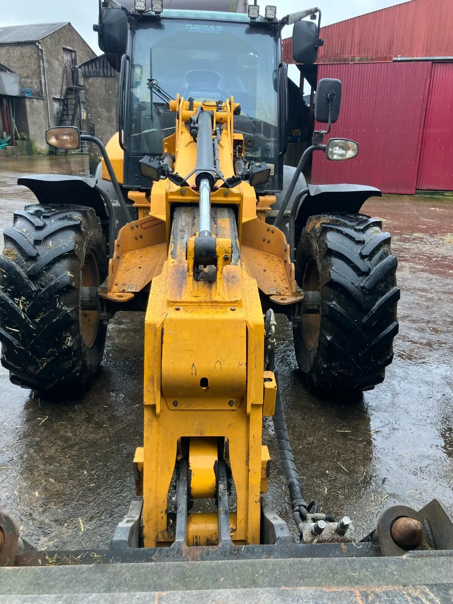 ⭐️jcb 320s⭐️ - Image 2