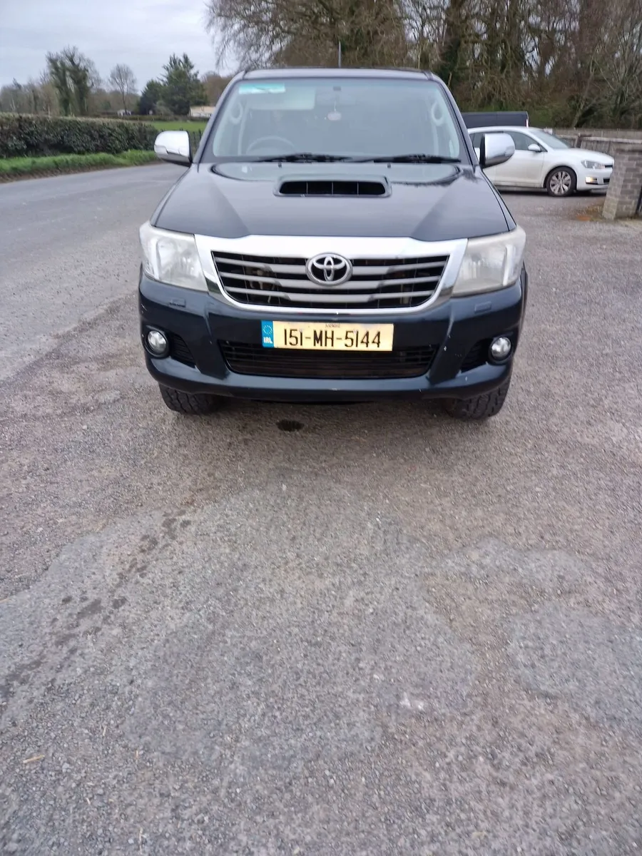 Toyota Hilux 2015 - Image 4