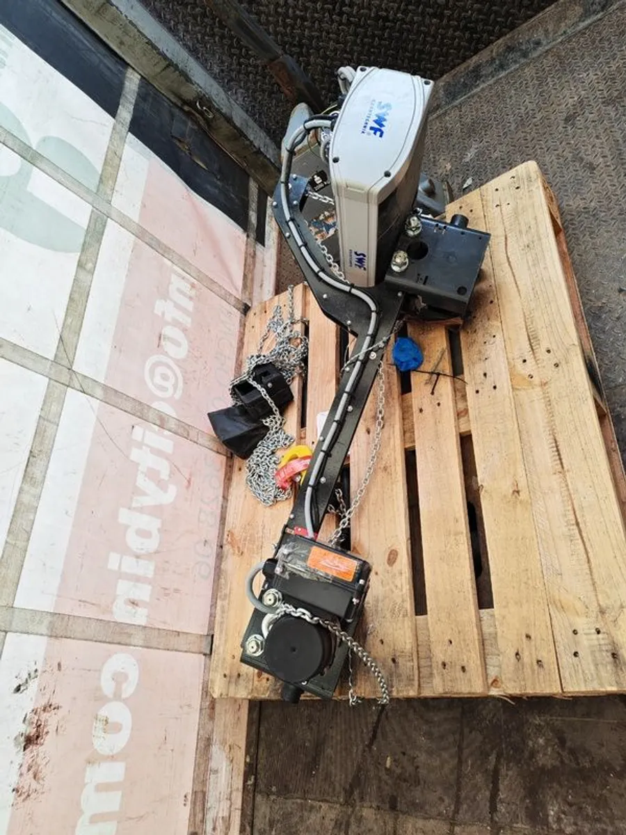 Electric chain hoist new never used - Image 3
