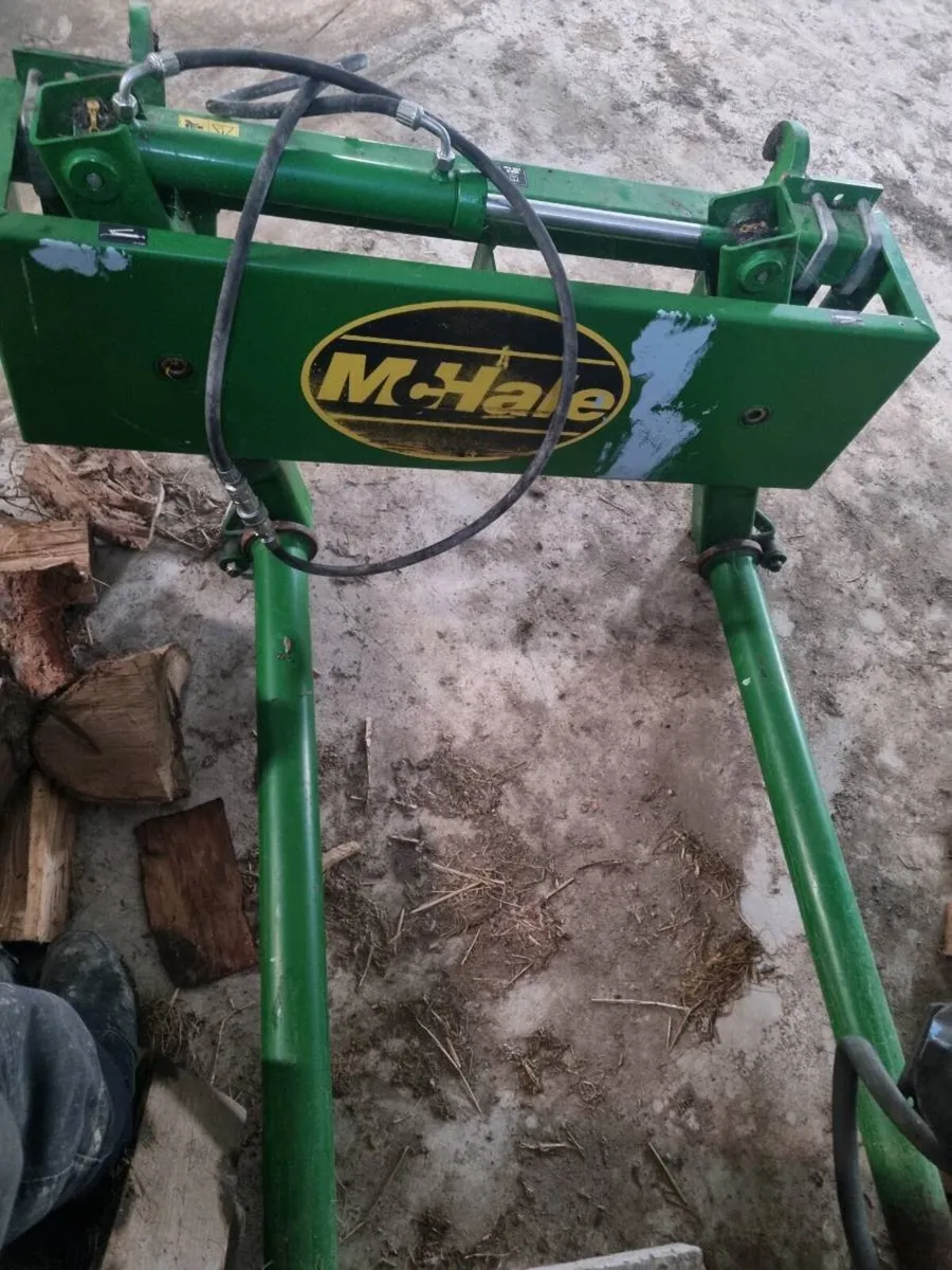 Mchale bale handler - Image 1