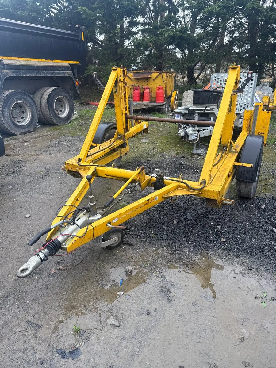 Cable drum trailer - Image 1