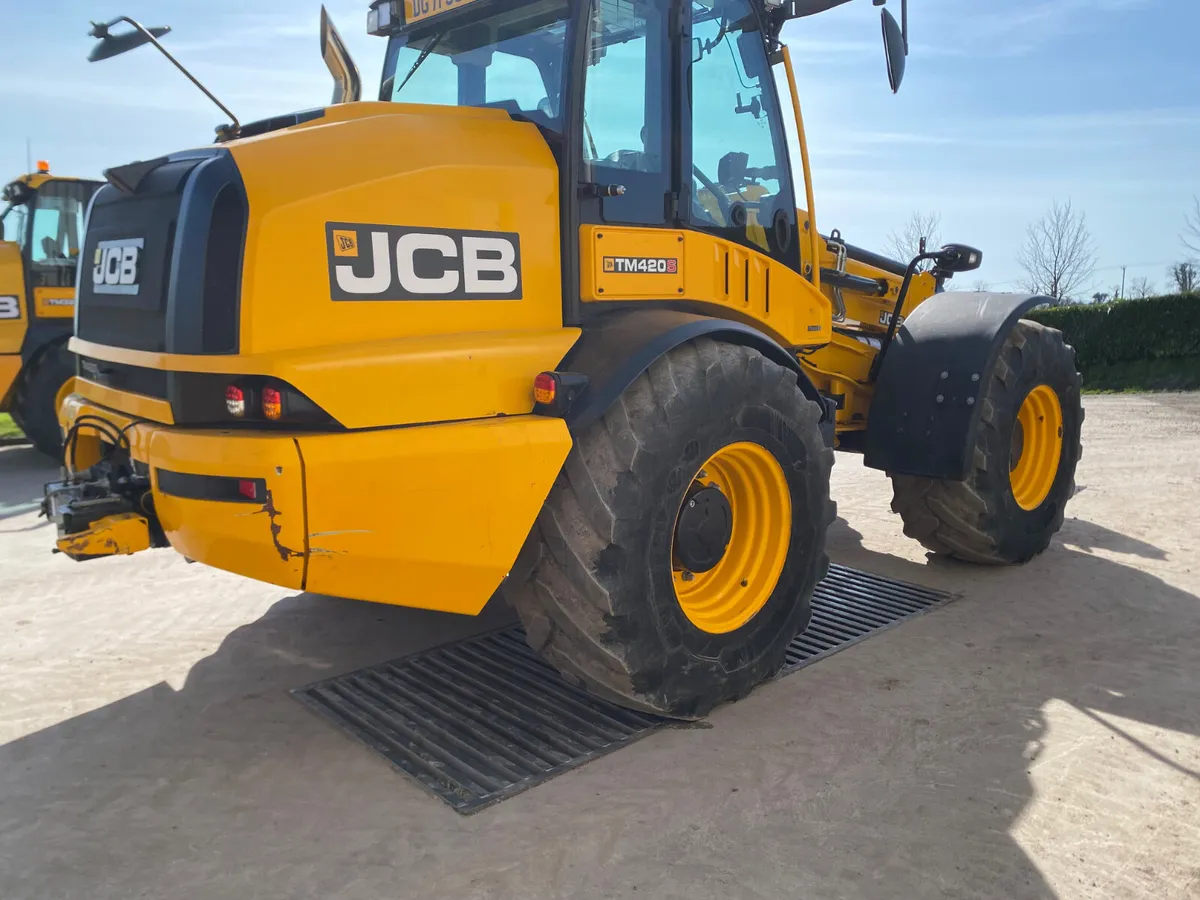 2021 JCB TM420s - Image 2