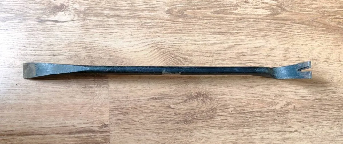 Metal Pry Bar - Image 3