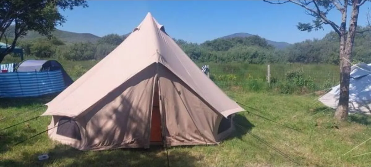 Tent - Image 1