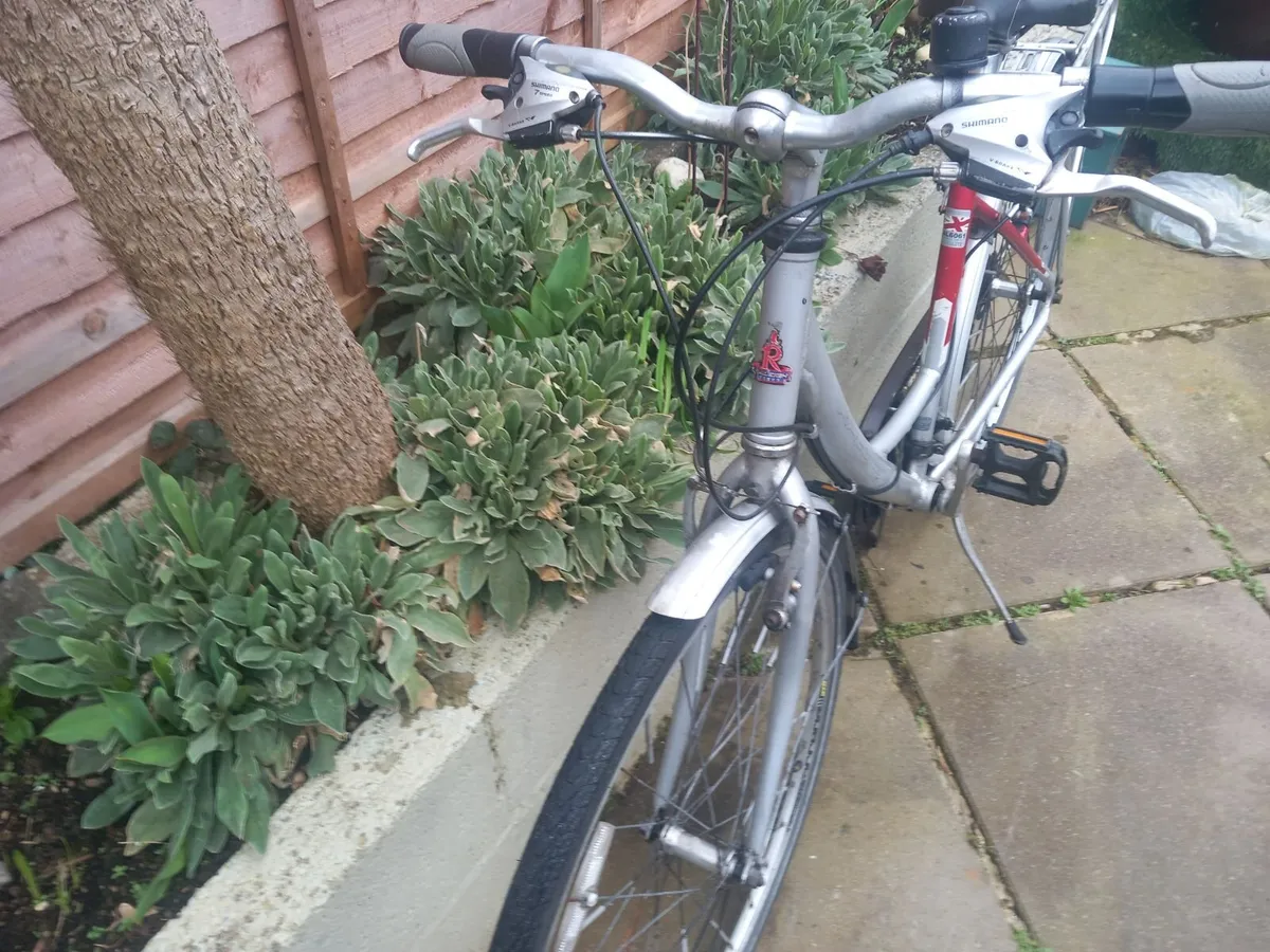 ladies bike - Image 3