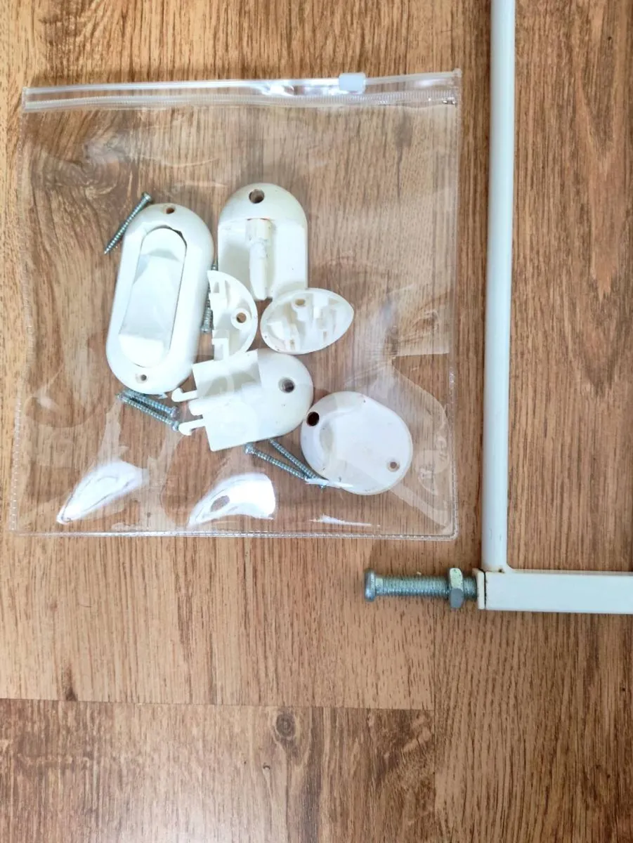 Safety Gate Pressure Fit - Image 2