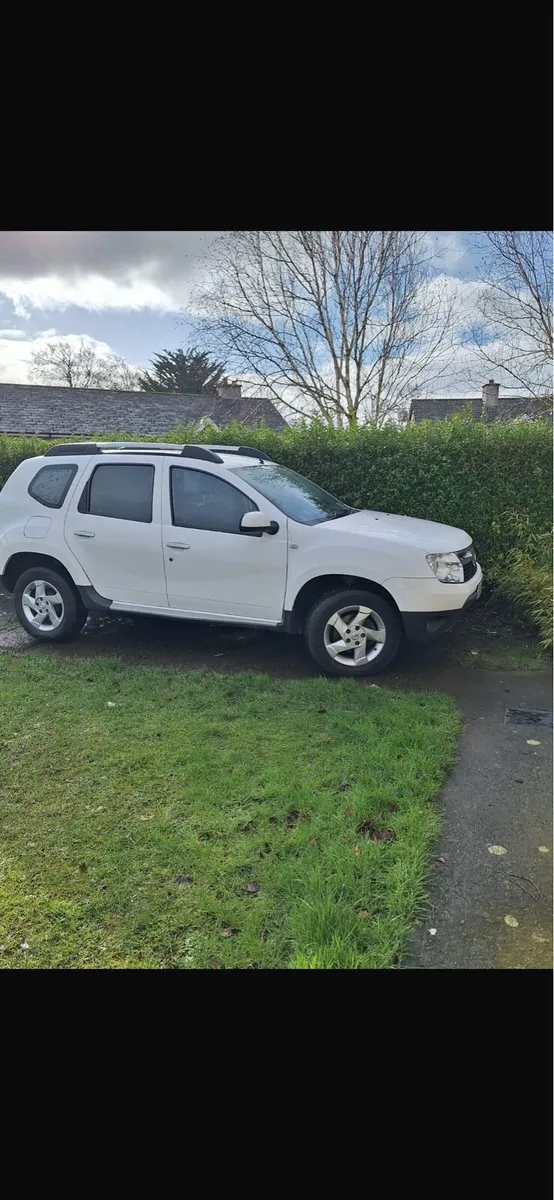 Commercial* Dacia duster 2014 - Image 4