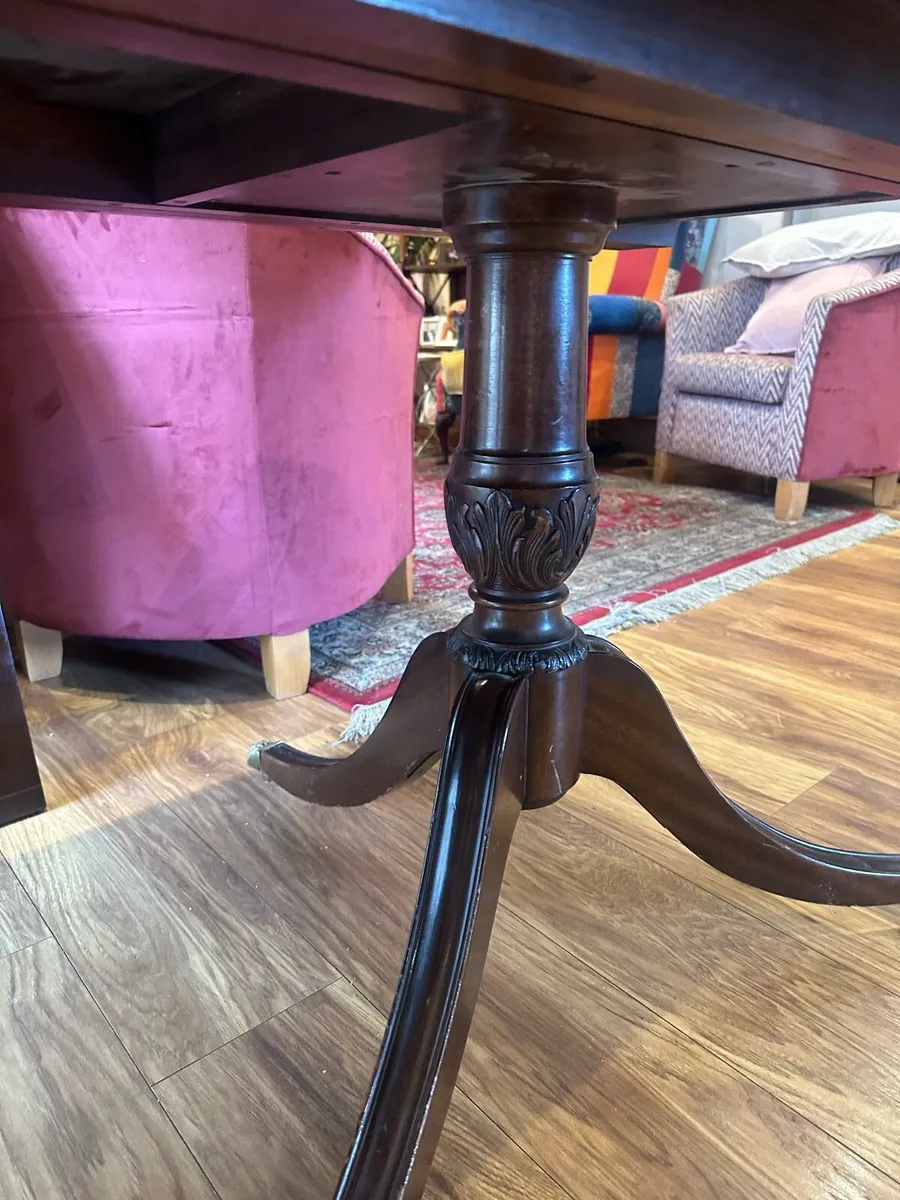 Dinning table - Image 2