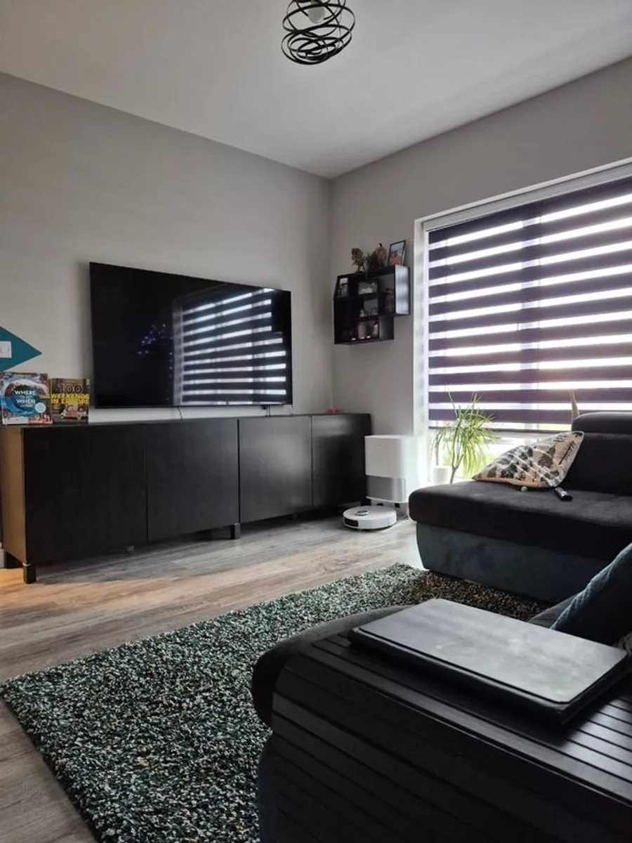 Samsung Smart TV 65'' QLED - Image 2