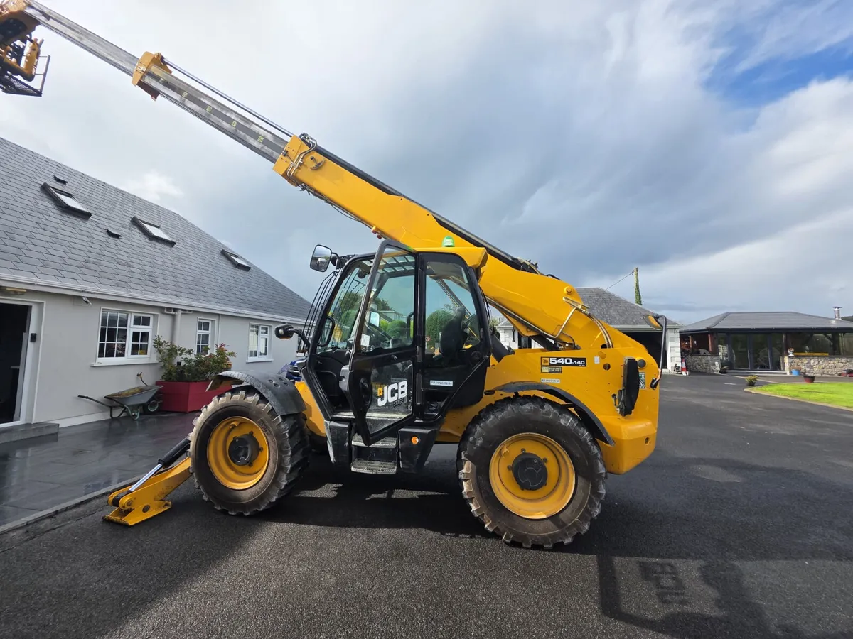2020 JCB 540-140 Telehandler - Image 1