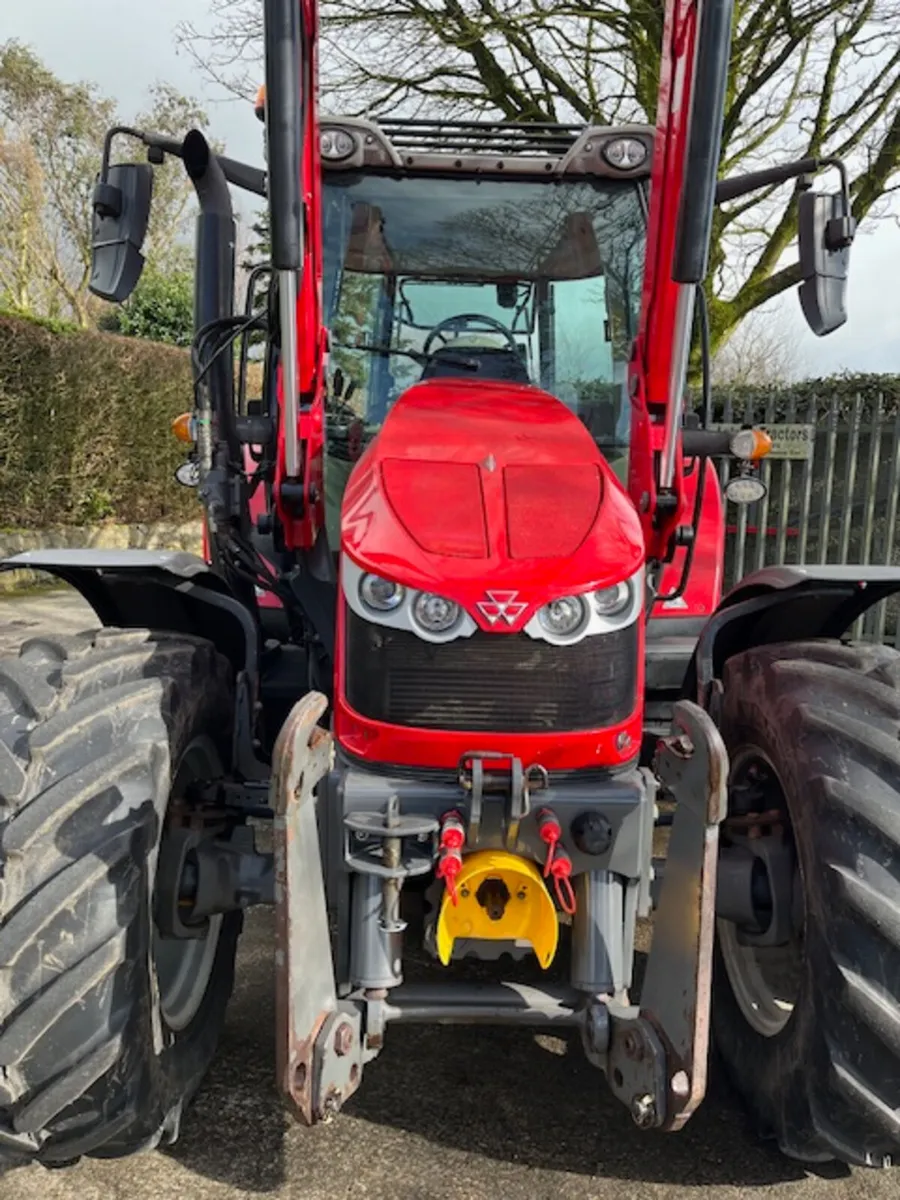 Massey Ferguson 5713 SL c/w F/L + PTO, 946 Loader - Image 3