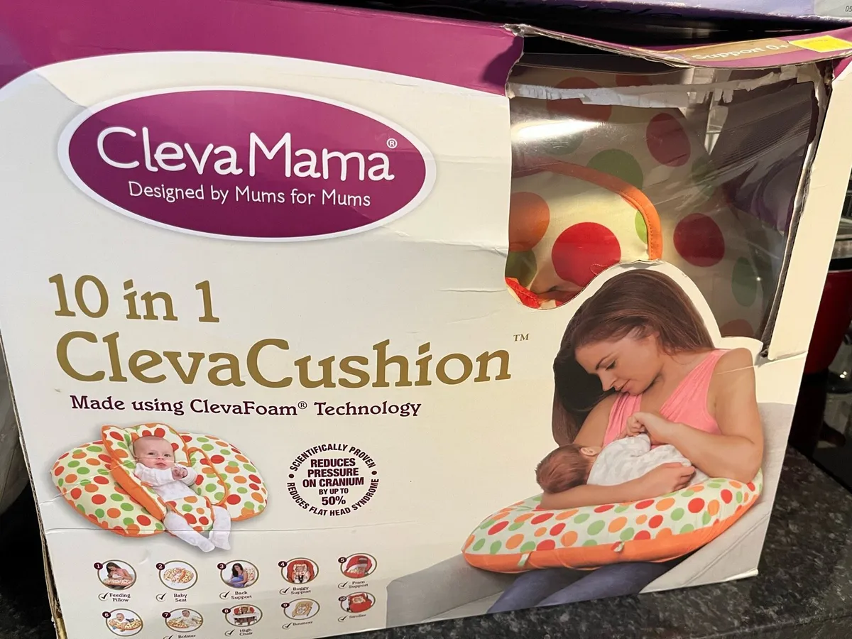 Clevamamma  10 n 1 cushion - Image 1