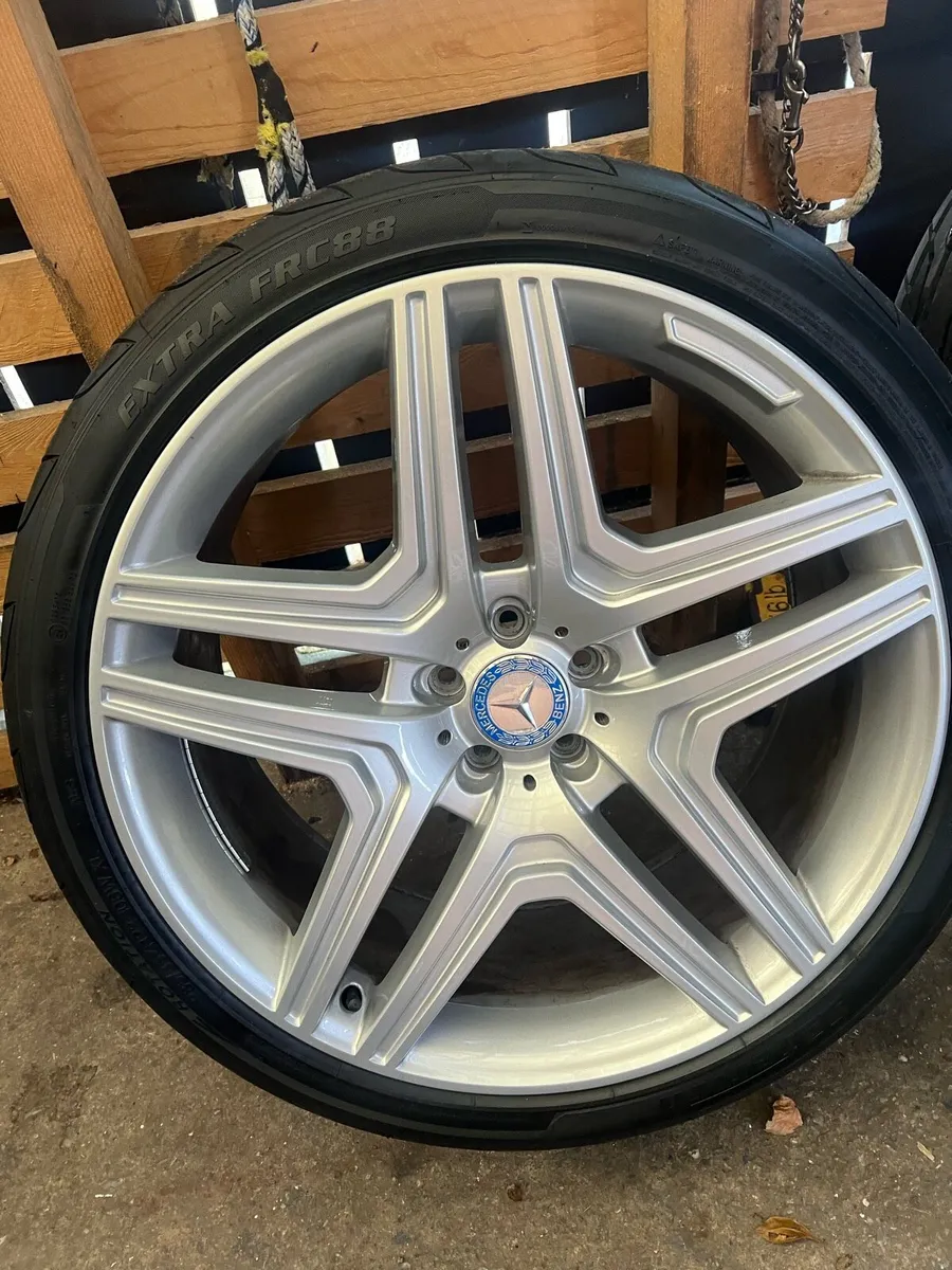 22” Mercedes 5x112 alloy wheels and tyres MINT - Image 4