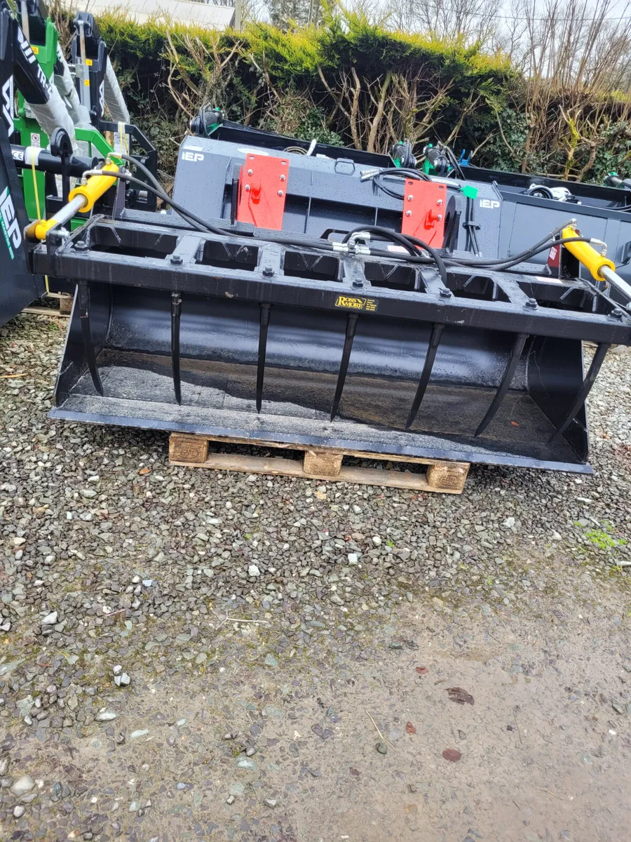 Rossmore 7ft Bucket Grab - Image 1