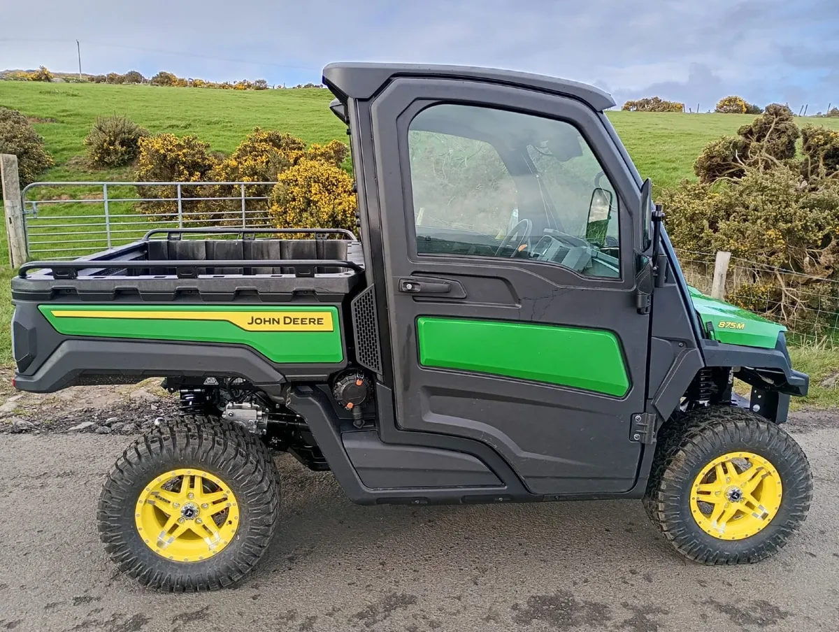 John Deere 875M Gator - Image 2