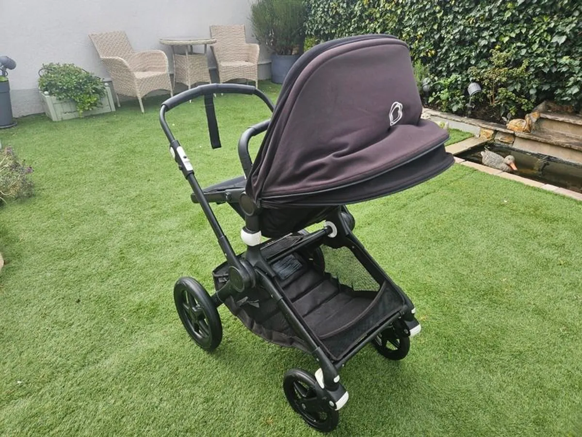 Bugaboo Fox Pushchair Good Condition - Image 3