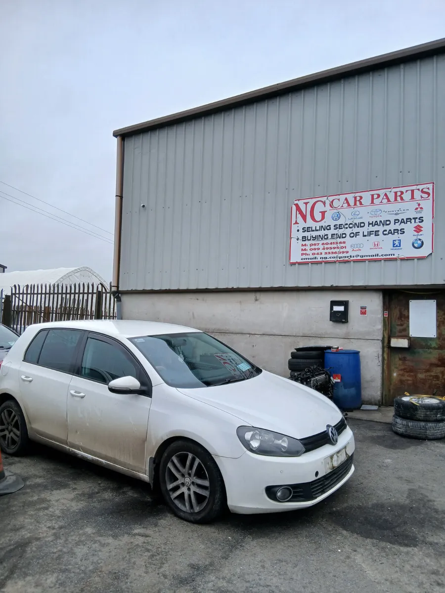 2011 Volkswagen Golf 1.6TDI BREAKING / PARTS - Image 1
