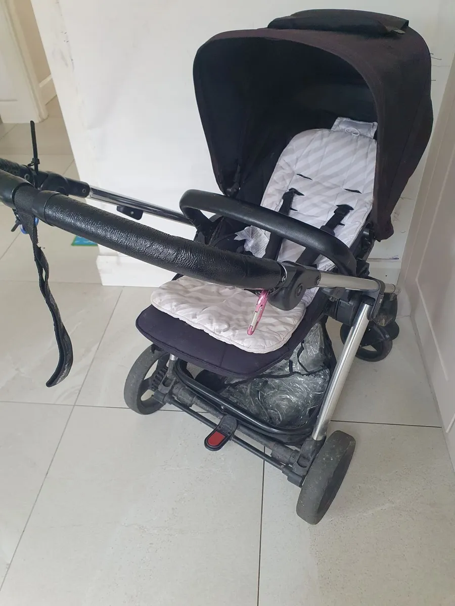 Mama and Papas Buggy Travel System - Image 1