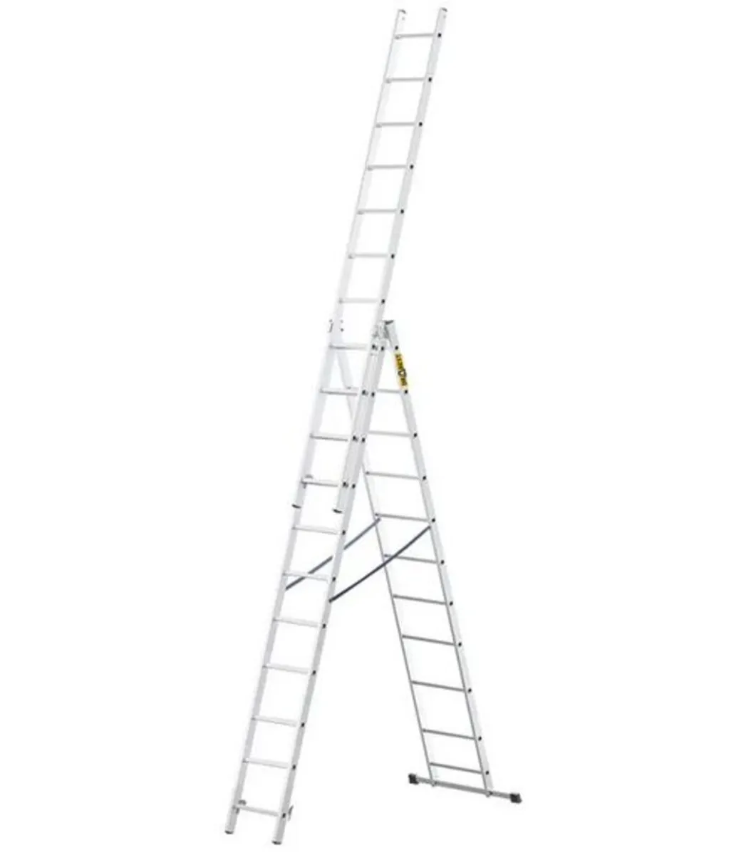 3-Section Aluminum Ladder, 3x11 Rungs - Image 2