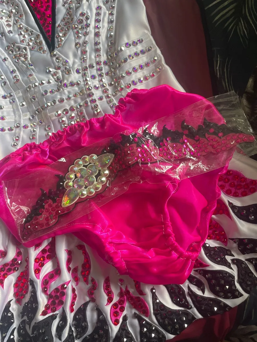 Irish dancing dress - Image 2