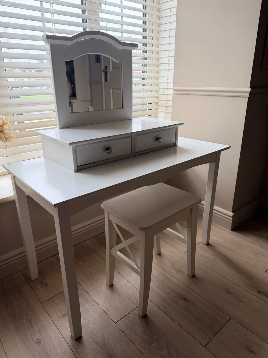 Dressing Table & Stool - Image 1