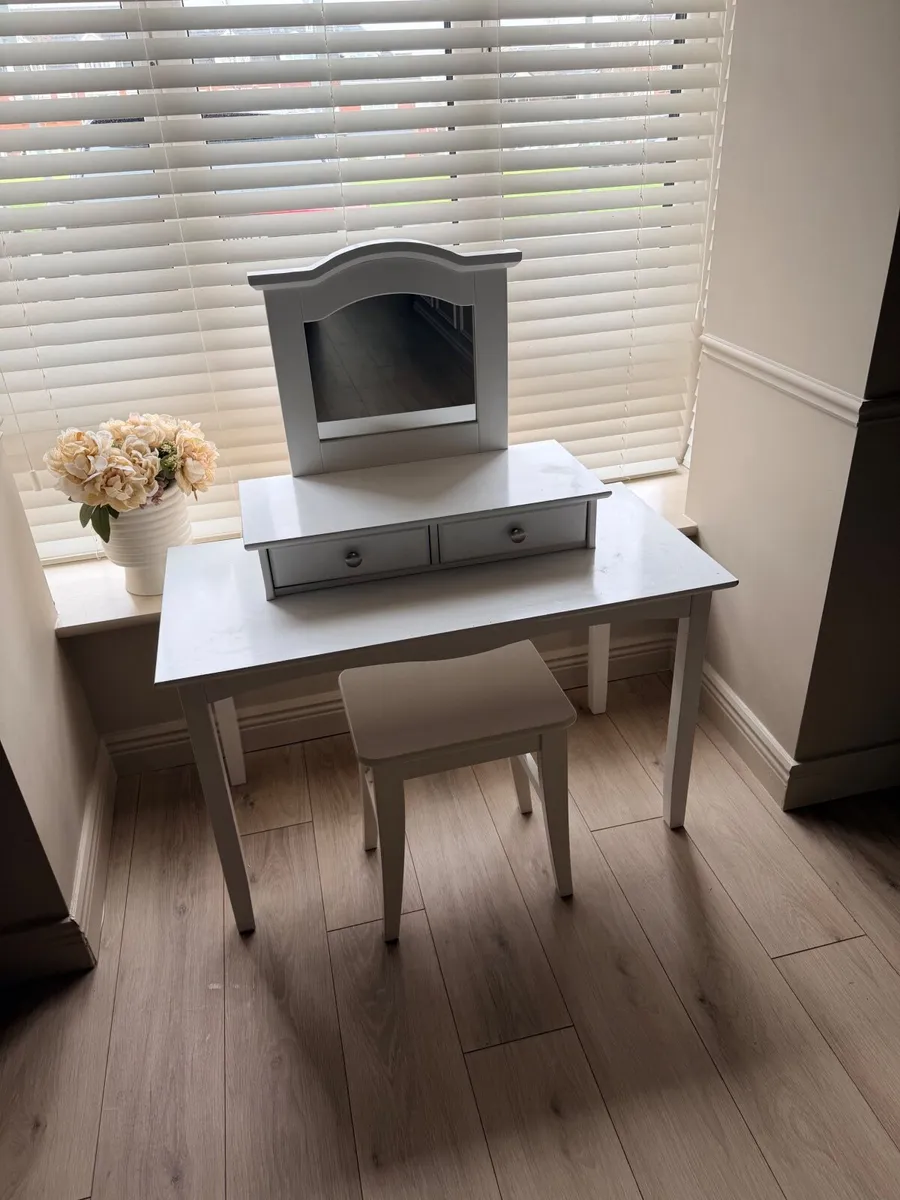 Dressing Table & Stool - Image 2
