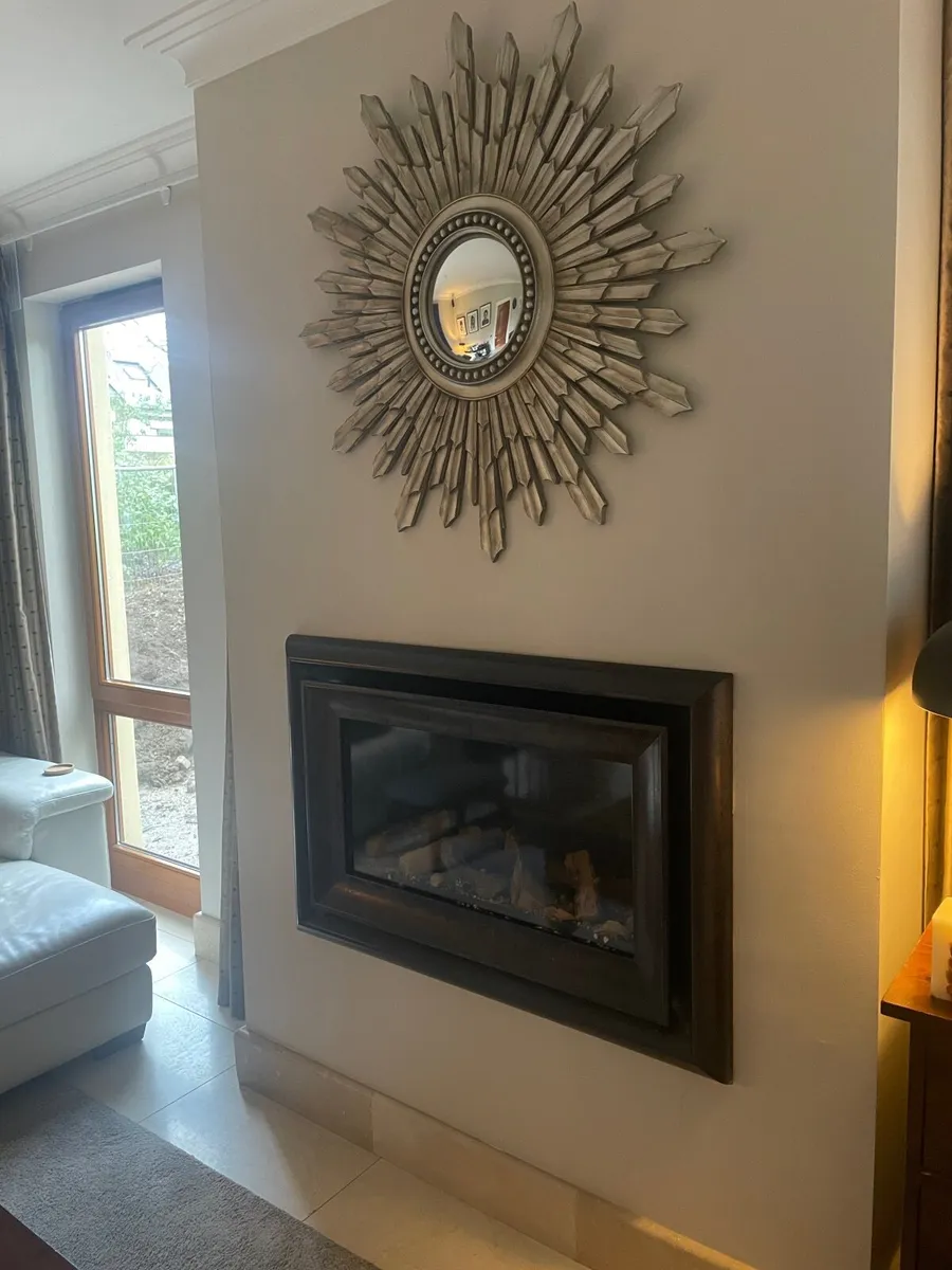 Wall mounted perfect condition Gas Fire - Image 1