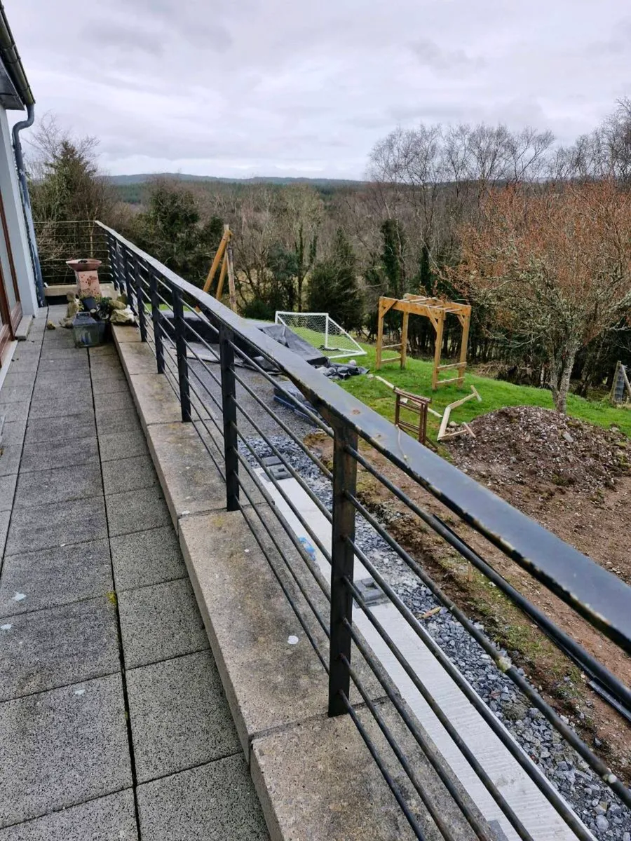 Steel Railings 22m - Image 1