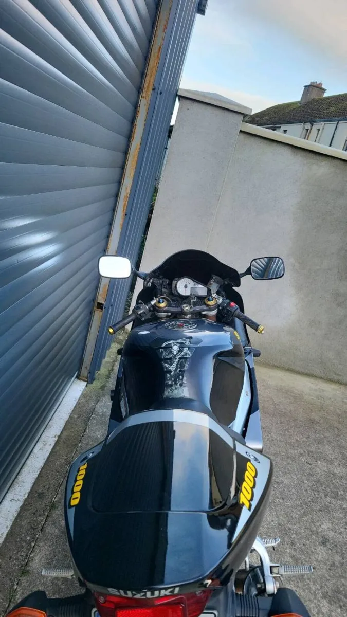 Suzuki gsxr 1000 k1 - Image 2