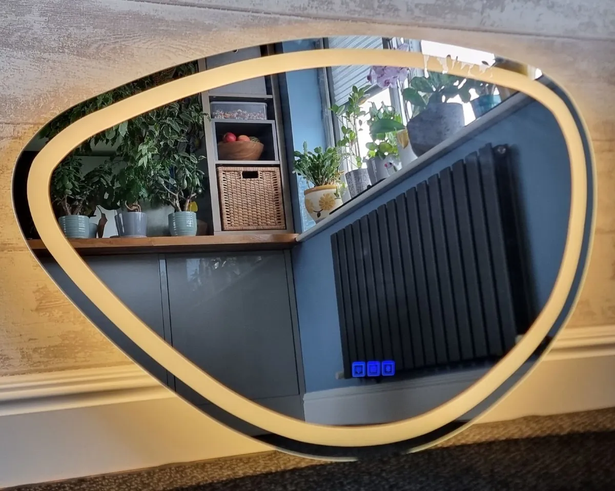 LED Bathroom Mirror Bluetooth Speakers Antifog - Image 3