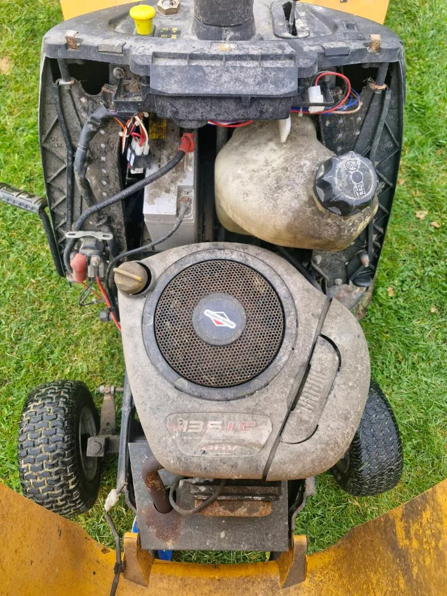 Stiga ride on lawnmower DELIVERY AVAILABLE - Image 3