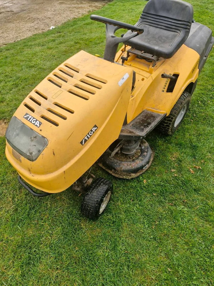Stiga ride on lawnmower DELIVERY AVAILABLE - Image 1
