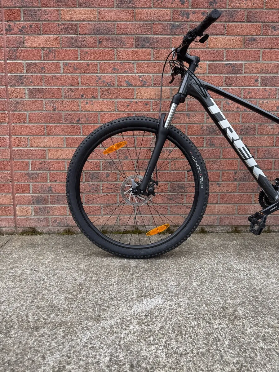 Trek Marlin 4 29” MTB - Image 4