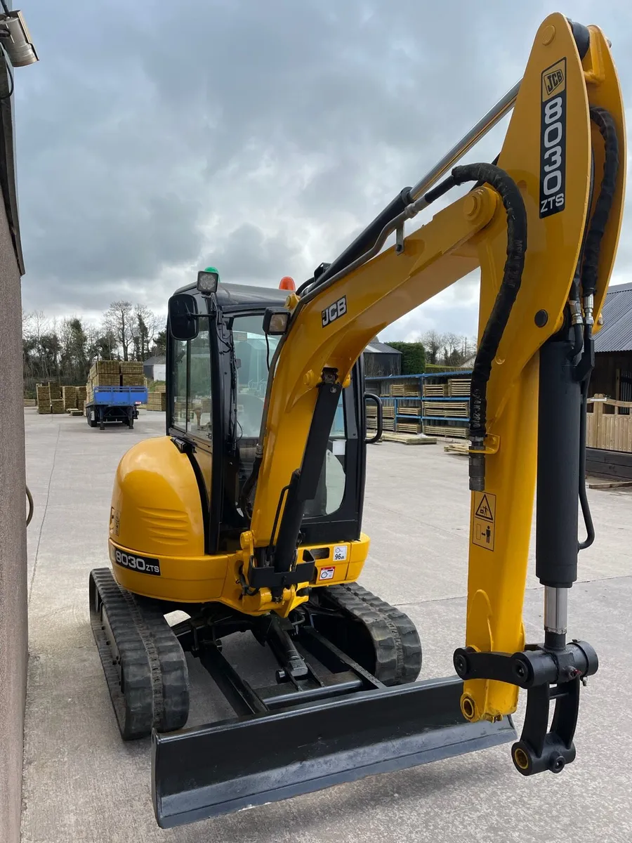 Jcb 8030 digger - Image 4