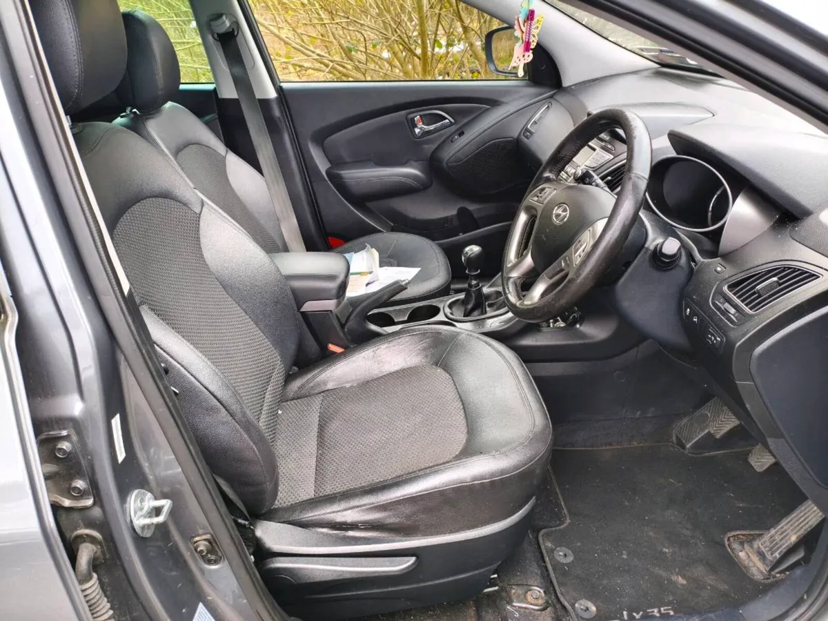 2013 Hyundai ix35 - Image 2
