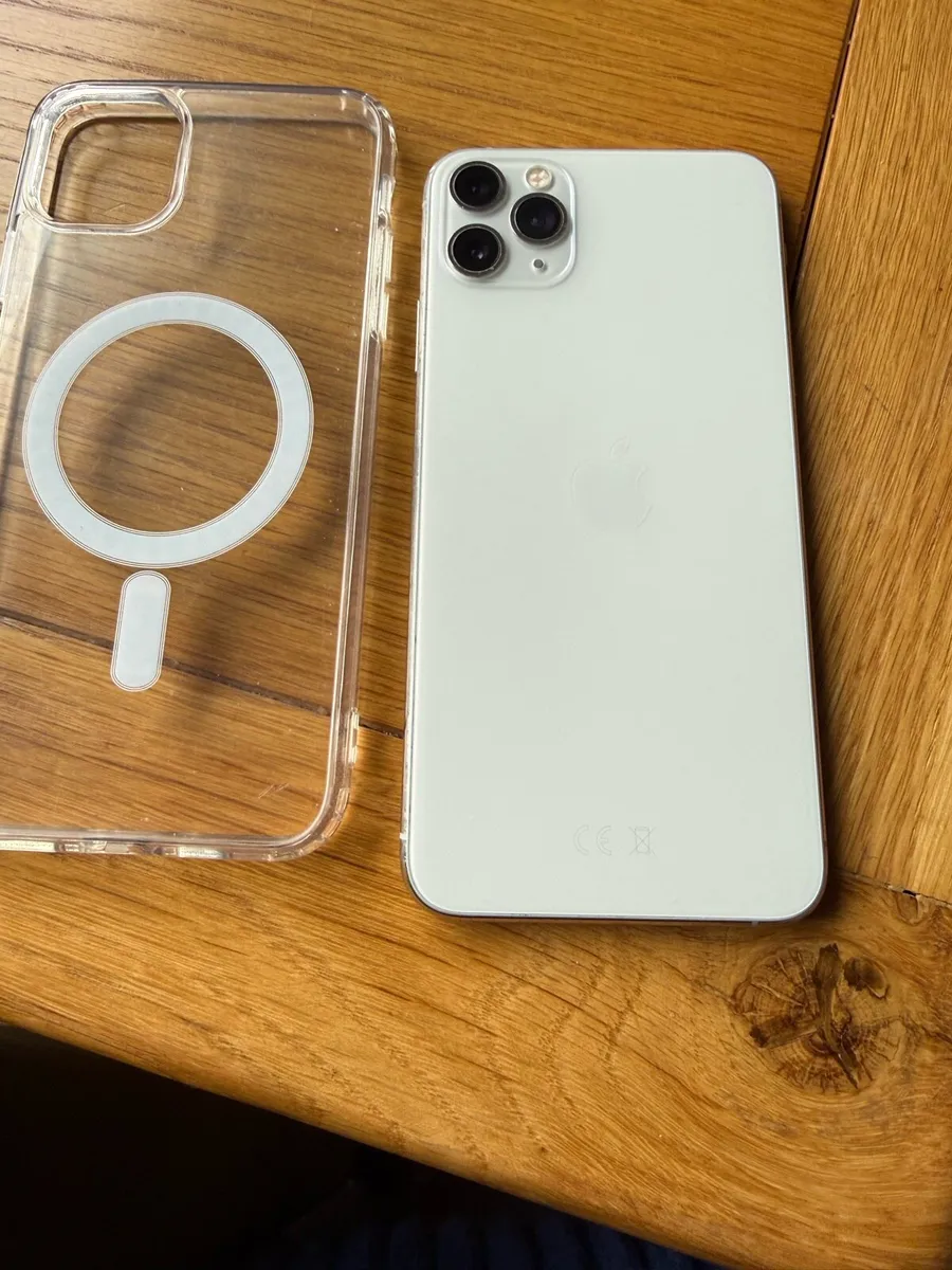 iPhone 11 Pro Max - Image 2