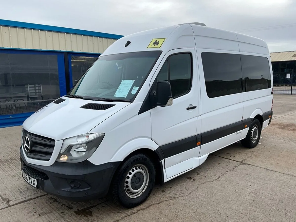 MERCEDES-BENZ SPRINTER AUTOMATIC 12 SEATER MINIBUS - Image 3