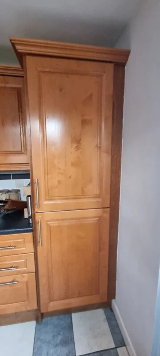 Kitchen Cabinets / Drawers / Hood / Sink / Oven / Hobs - Image 3